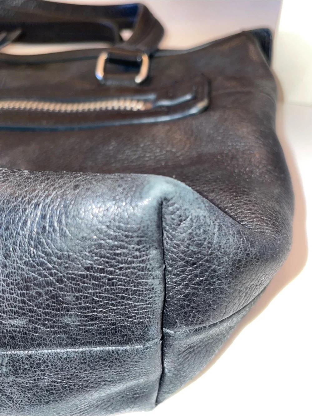 Fossil Black Pebble Leather Women’s Shoulder Bag with Crossbody Strap